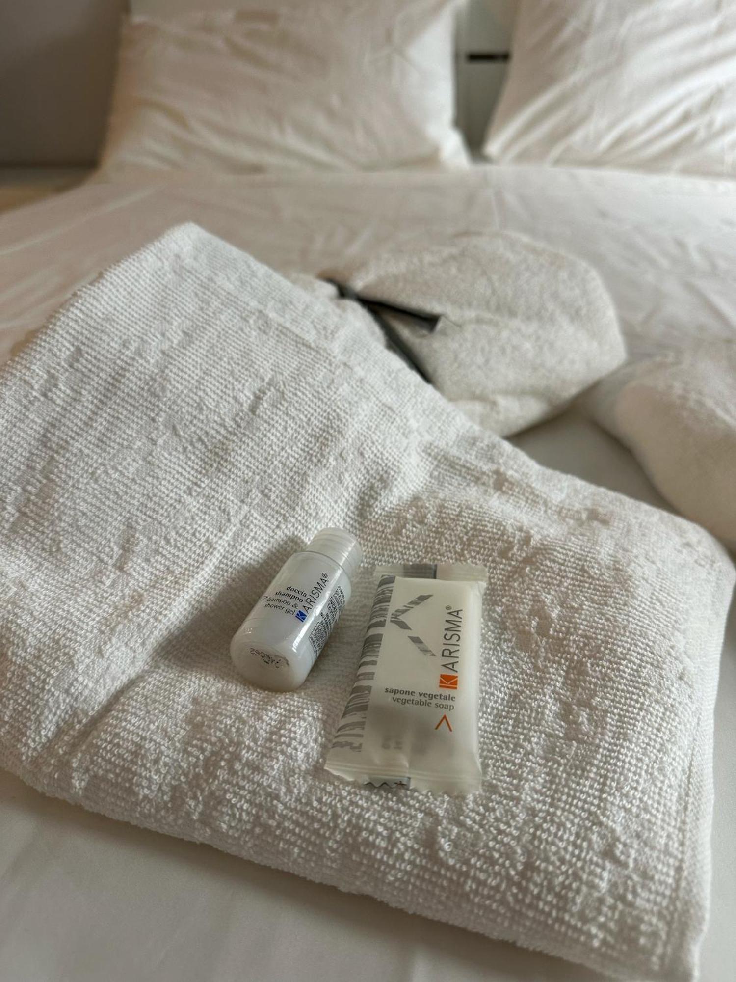 Affittacamere Torino - Private Rooms - H24 Self Check-In Екстериор снимка